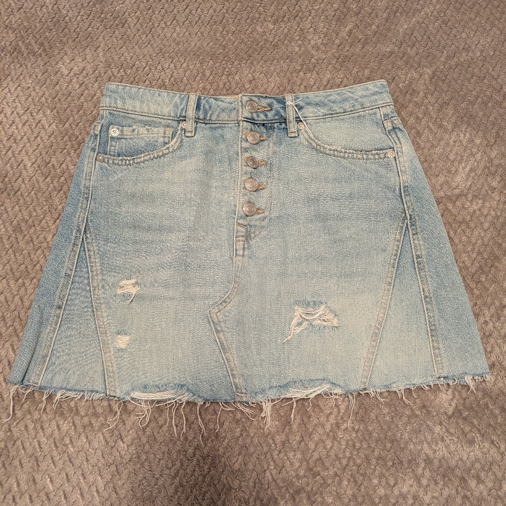 Free People We The Free Denim Skirt Size 27 Distressed Jean Size M Y2K 2000s